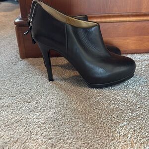 Like new black booties